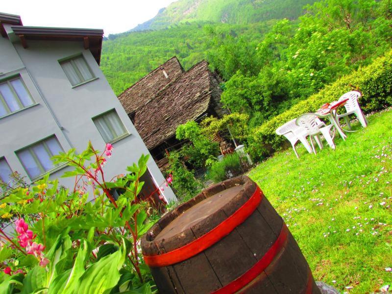 Casa Vacanza Pizzo Camino Calasca-Castiglione Екстериор снимка